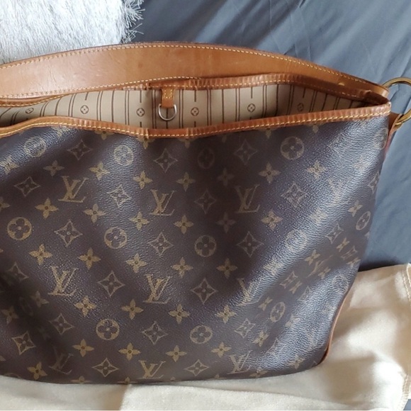 Louis Vuitton MM Delightful Bag - Picture 9 of 10